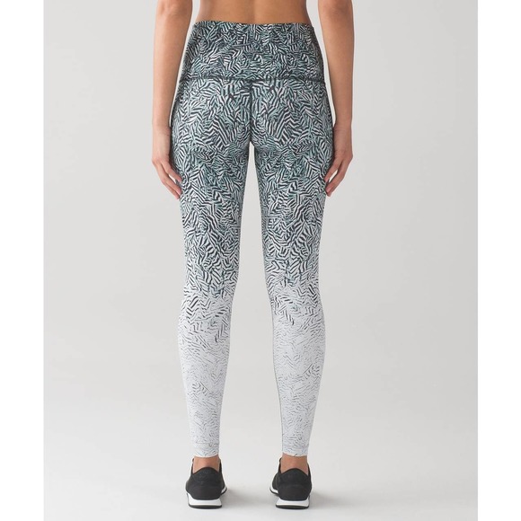 Lululemon Hi Rise Wunder Under Pant Dazzle Nulux Patterned Leggings Size 6 - Picture 6 of 13